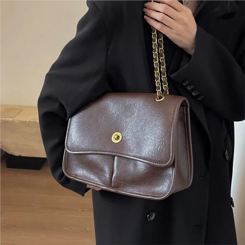 

Retro PU Leather Solid Color Chain Shoulder Bag For Women Korean Fashion Trend Crossbody Bags 2024 New Winter Simple Handbags