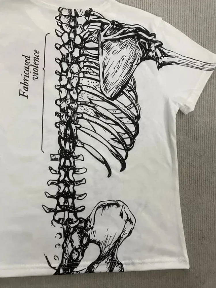 T-shirt High Street gotica retrò T-shirt da donna estiva classica versatile alla moda Estetica Harajuku Top stampato con teschio scuro