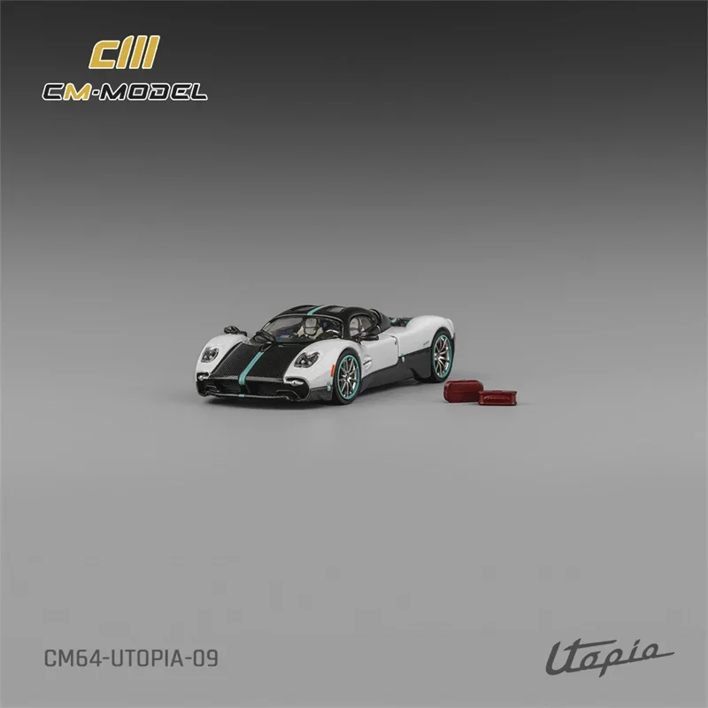 

CM MODEL 1:64 Pagani Utopia pearl white with carbon Diecast Model Car