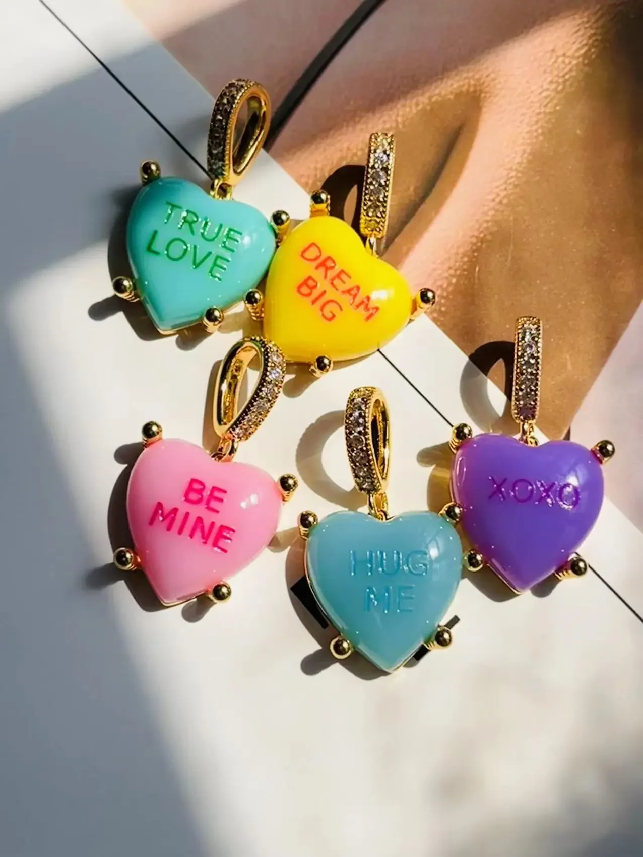 Colorful Heart Pendant Trendy English Words Resin Love Heart Zircon Charm Clavicle Chains Necklace for Women Y2K Fashion Jewelry