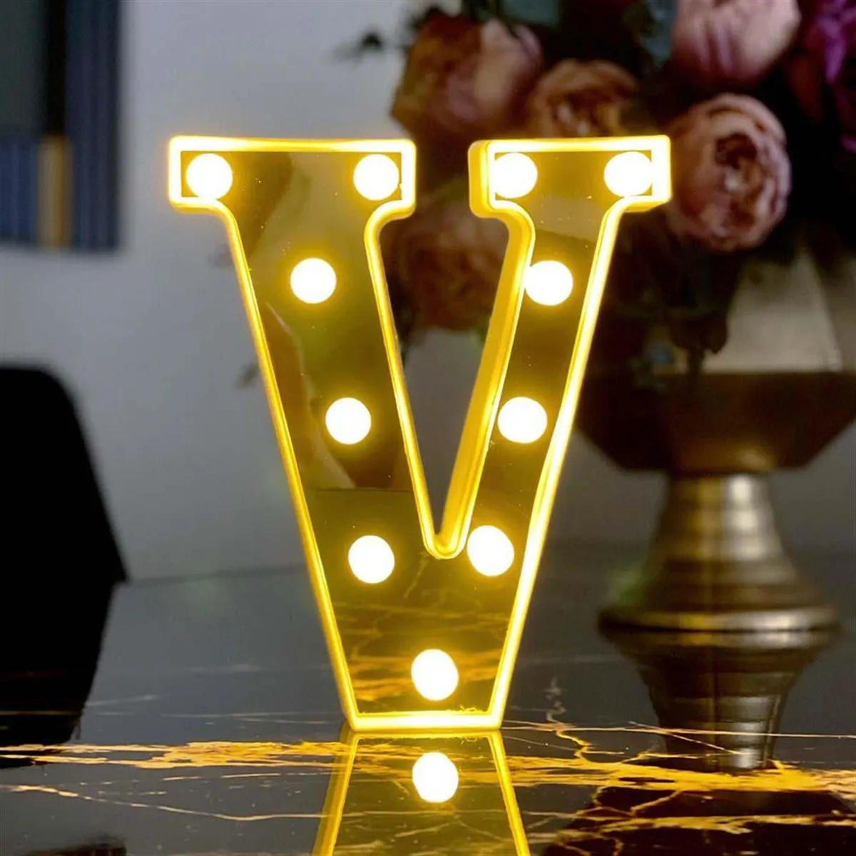 ตกแต่ง Led Illuminated 3d Letter V ขนาดใหญ่องค์กรวันเกิด,แต่งงาน,ฉลอง