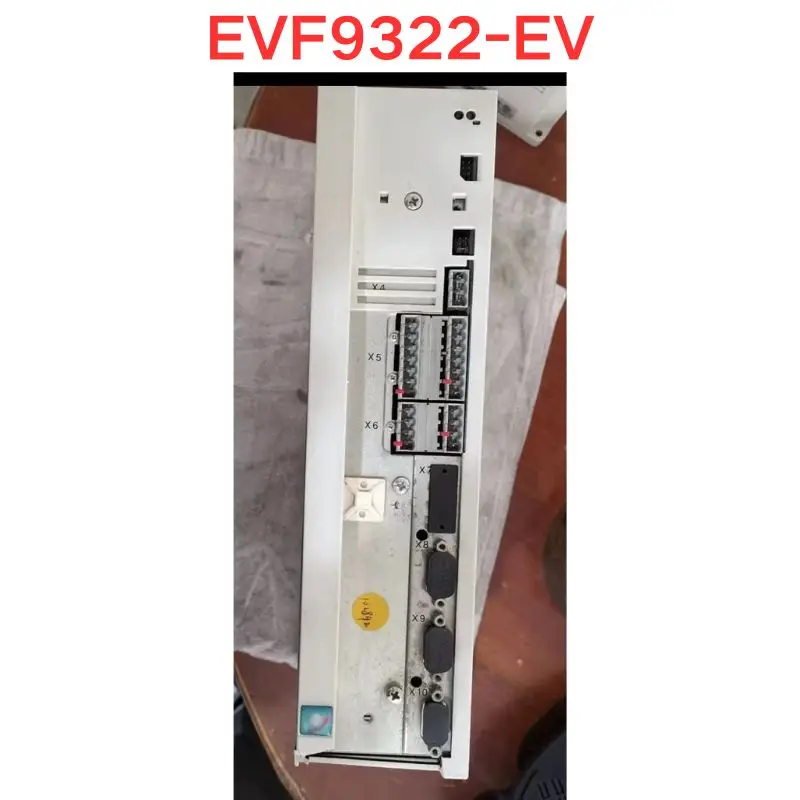 

Used EVF9322-EV Frequency converters Functional test OK