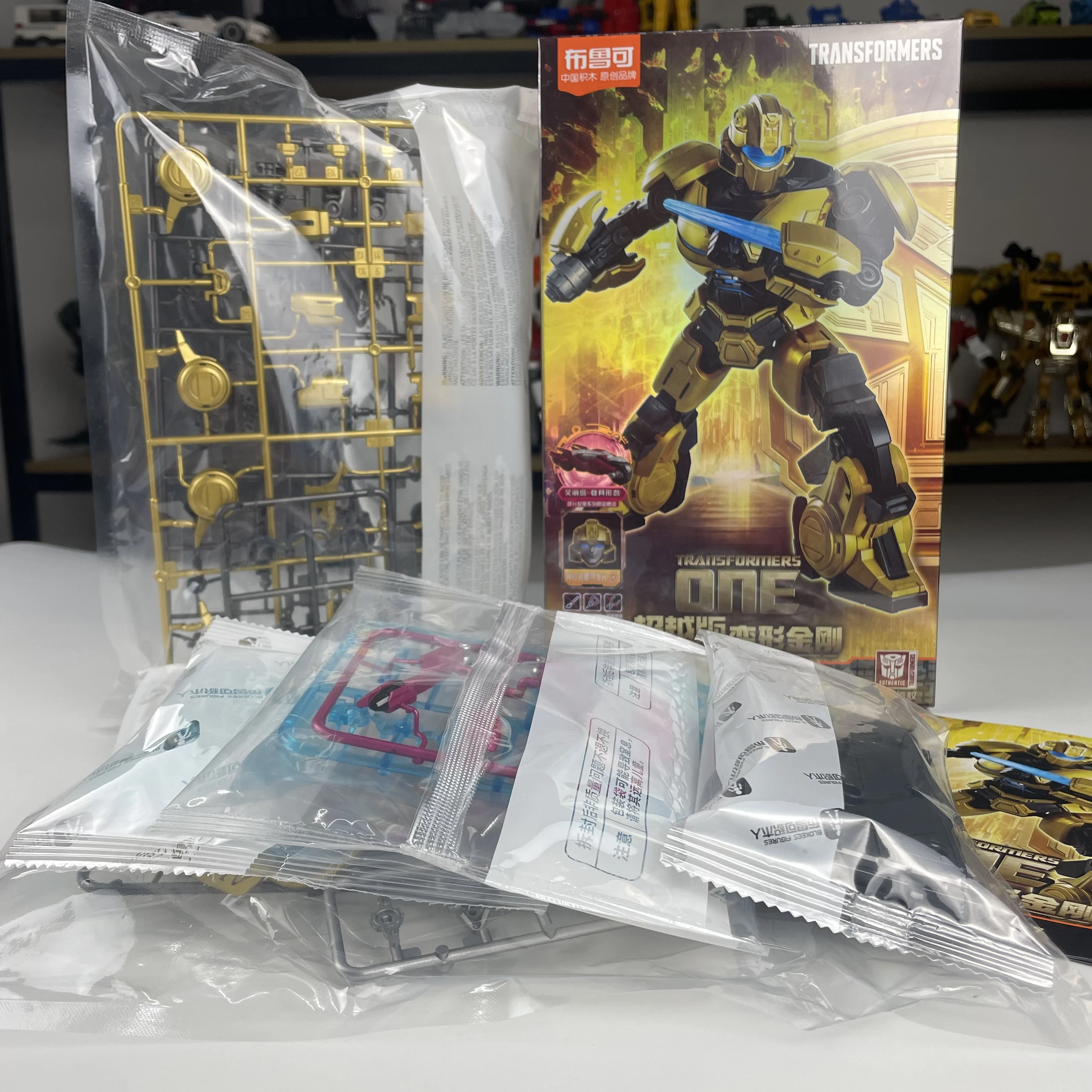 Blokees Transformers B-127 11,8 cm Bumblebee One Movie Modello assemblato Giocattoli Action Figure