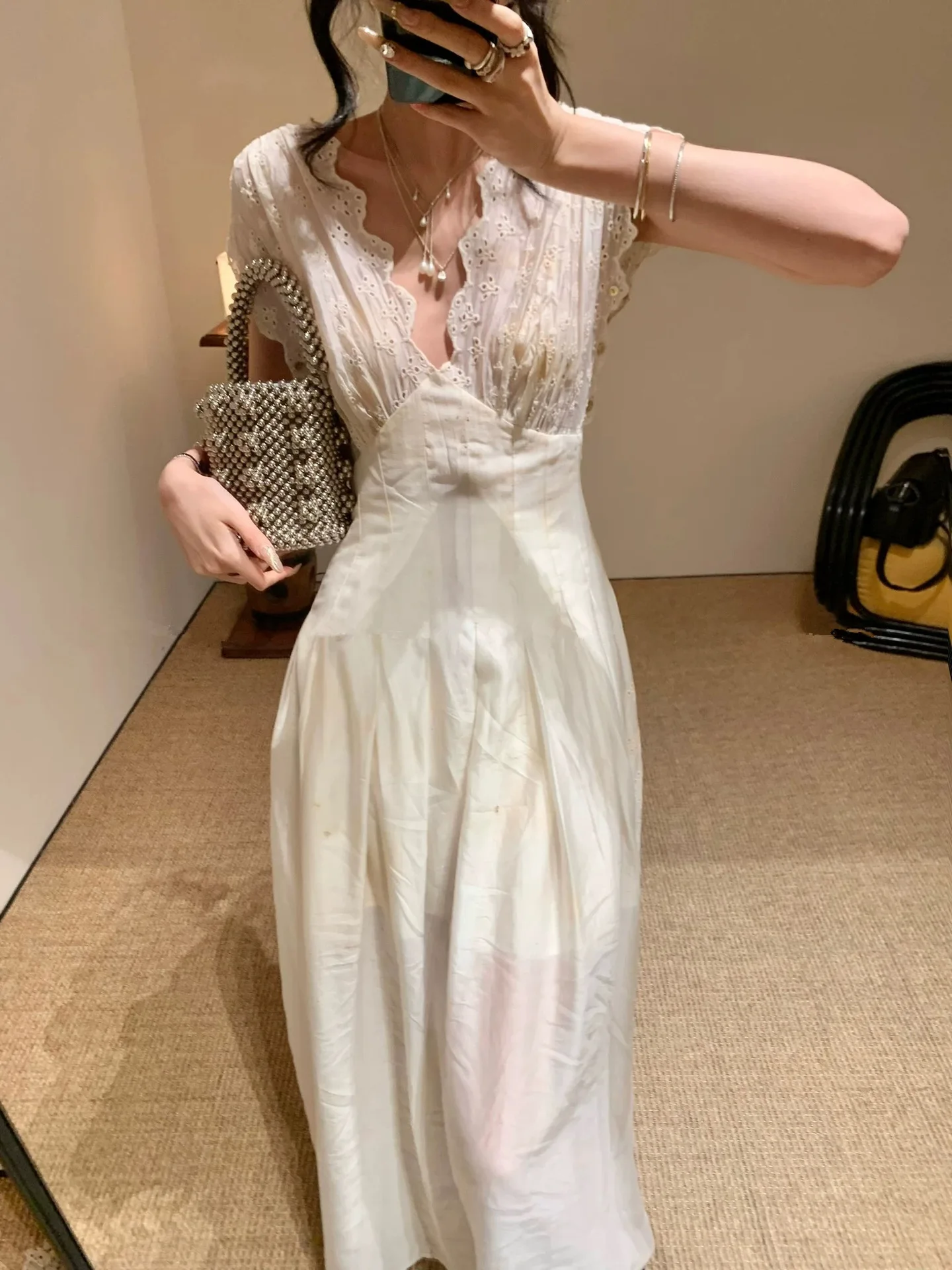 2025年フランス風ロマンティックレースマキシドレス、ダンス風ロングイブニングドレス、花柄刺繍入りエレガントなウェディングゲストドレス