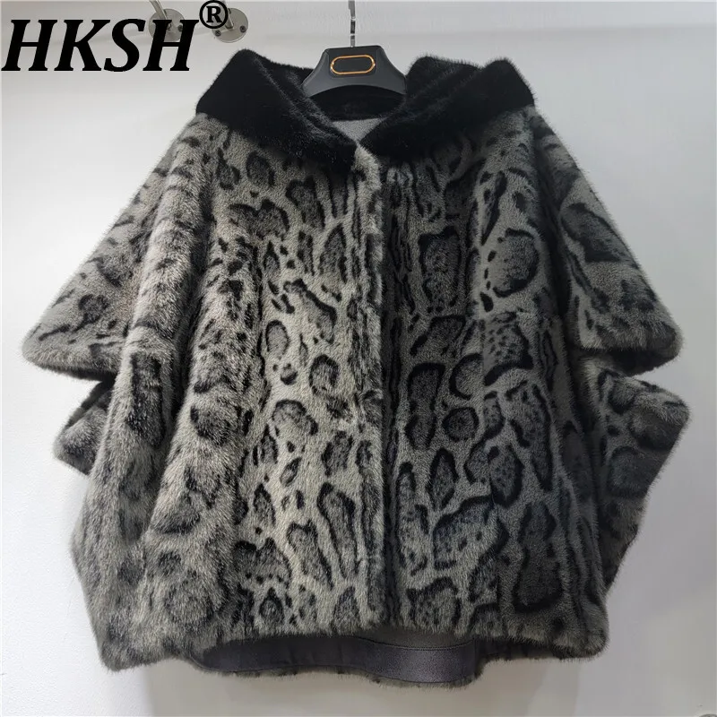 

HKSH 2025 Winter New Women's Faux Fur Coat Hooded Batwing Sleeve Cape Leopard Printed Oversized Streetwear Trendy Jacket HK14810