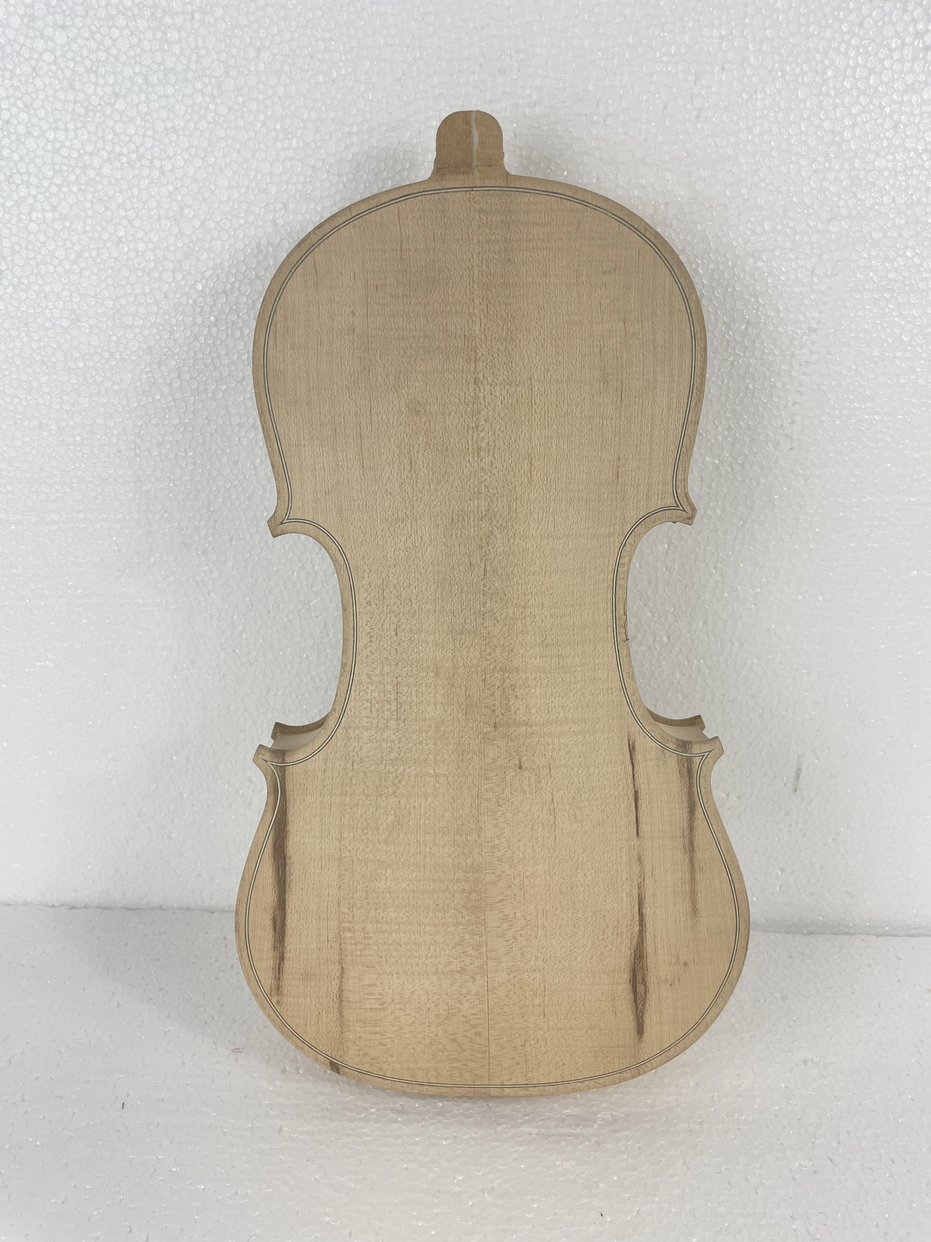 

Defective white violin, some parts not stained, body stained 4/4, upper part made of maple and fir