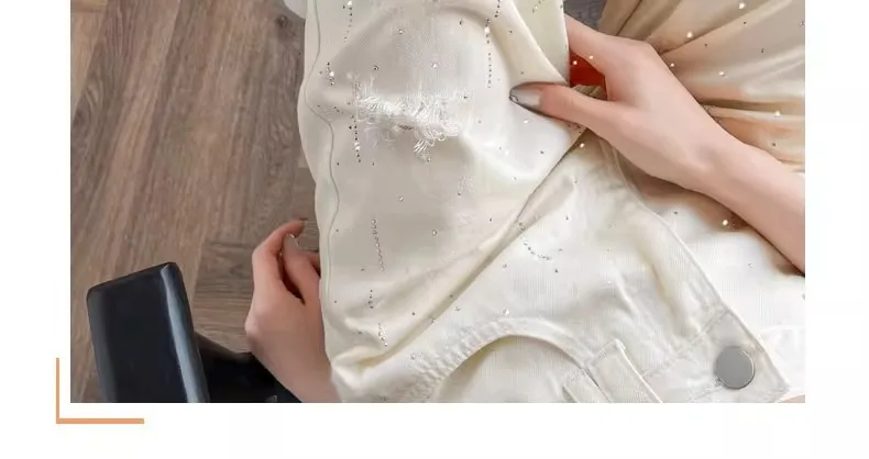 홀 펀칭 버닝 다이아몬드 화이트 스팽글 청바지 여성 하이웨이스트 2025 슈퍼 핫 디자인 하이스트리트 스타일 와이드 레그 드래깅 팬츠