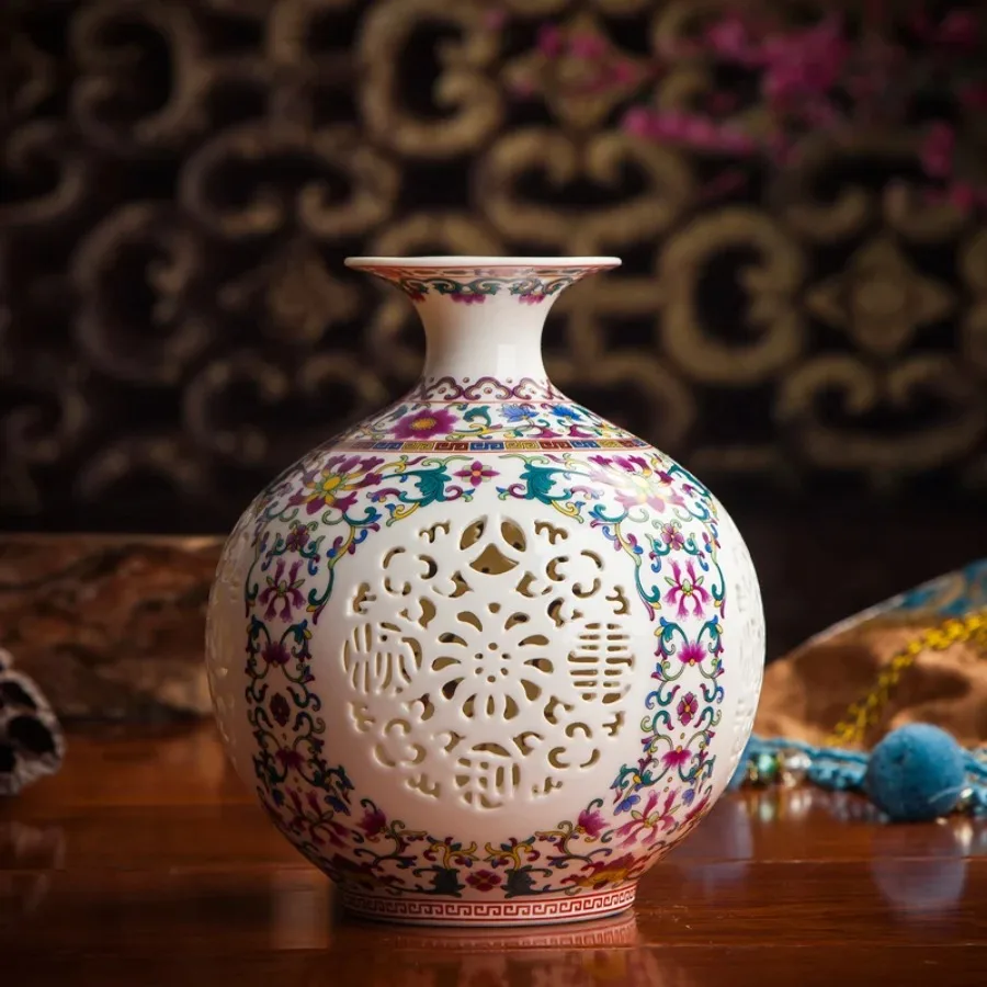 Antique Jingdezhen Handcrafted Ceramic Pierced Hollow Vase Wedding Gift Home Decoration Centerpiece Table Display Ornament