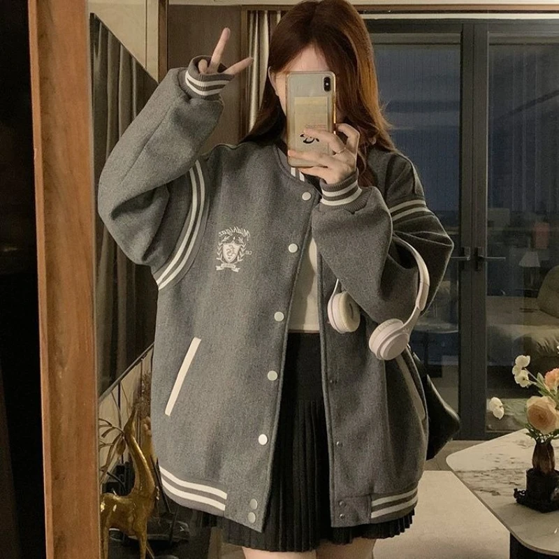 

Новая винтажная бейсбольная куртка в американском стиле с вышивкой в стиле пэчворк, свободные повседневные топы для колледжа для пар, многослойные весенне-осенние