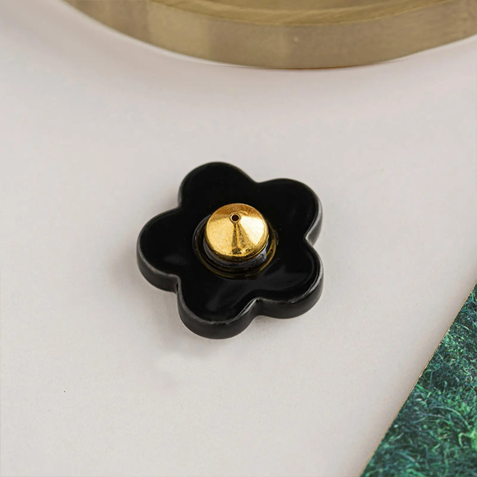 Incense Holder Incense Plate Cute Ash Absorber Ceramic Incense Burner Incense Stick Holder for Incense Insert Hotel Tea House