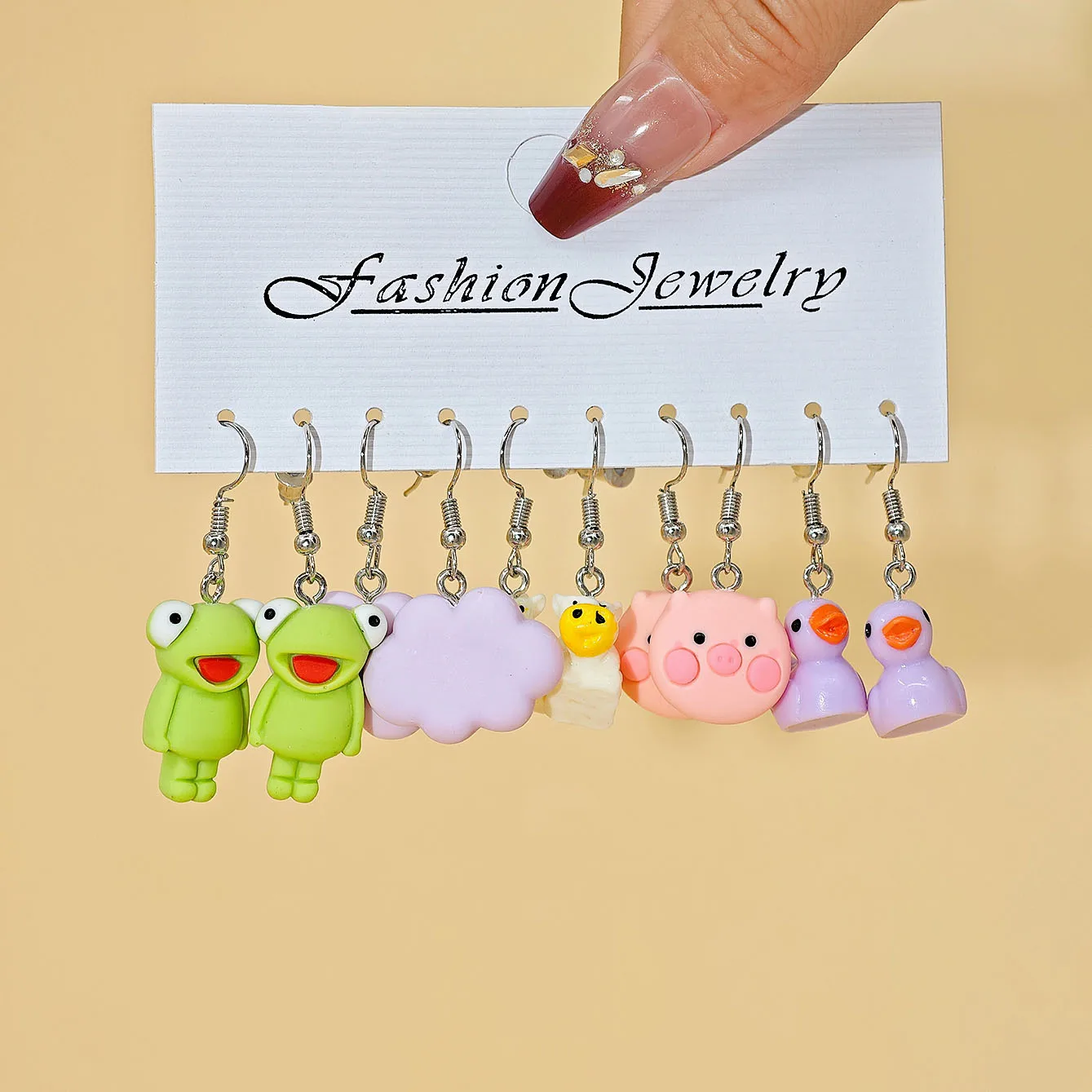 40 قطعة السيدات عبر الحدود لطيف الإبداعية مقلد المخلوقات البحرية الفواكه النحل الراتنج القرط مجموعة