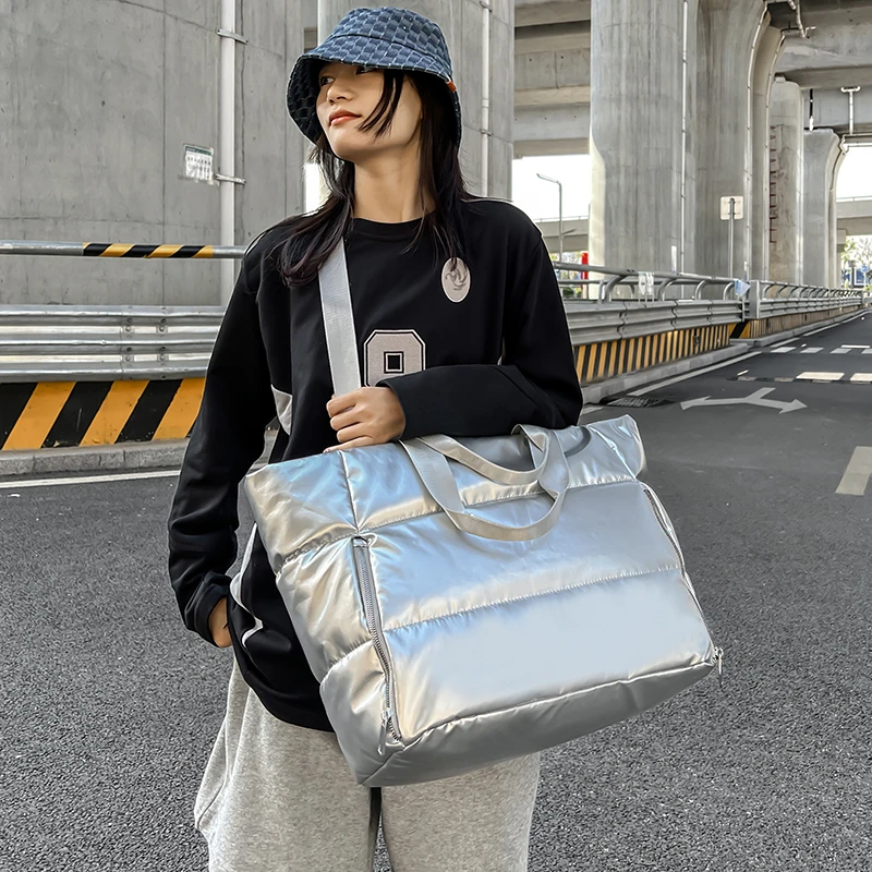 Übergroße lässige Reisetasche für Frauen wasserdichte Nylon gepolsterte Einkaufstasche geste ppte Baumwolle Raum Handtasche Messenger Mode Paar Tasche – Detail 25
