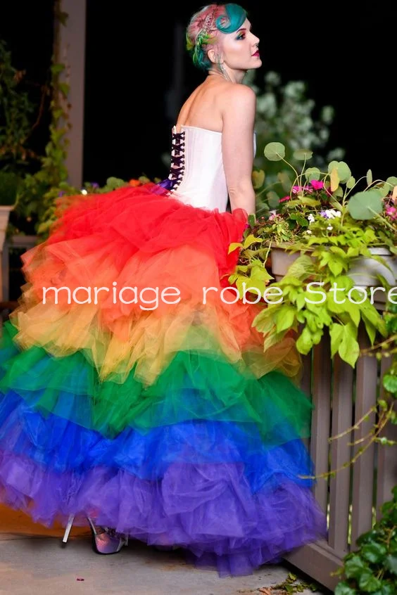 Rainbow Tutu Gothic Wedding Dresses Strapless Lace-up Corset Ball Gown Colored Caroll Tan Vintage Bridal Gown Outfit