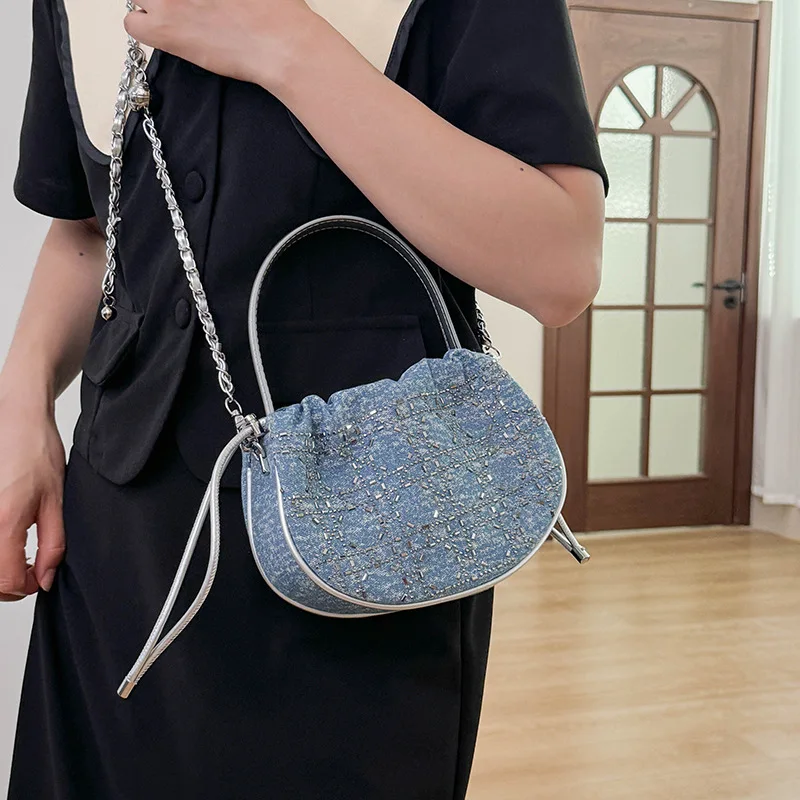

2025 Womens Designer Wrinkled Shoulder Bag French Cloud Purse with Chain Small Crossbody Bag Luxury Minimalist Handbag