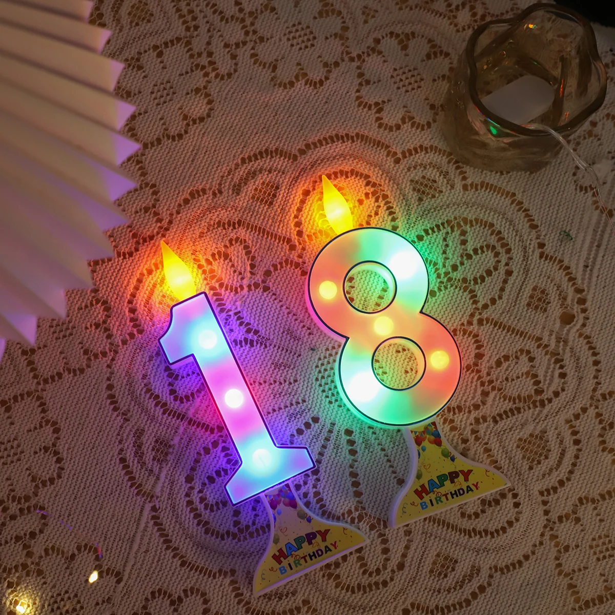 結婚披露宴、誕生日ケーキの装飾、休日の家のバーの装飾に適したデジタルキャンドル装飾ライト