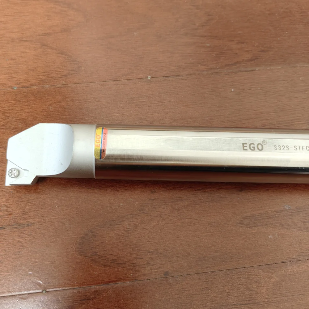 Smerigliatrice a barra con foro Quakeproof EGO per tornio 95 °   S20Q-STFCR16 S25R-STFCR16 S32S-STFCR16 Portautensili da taglio CNC per lama TC**16T3**