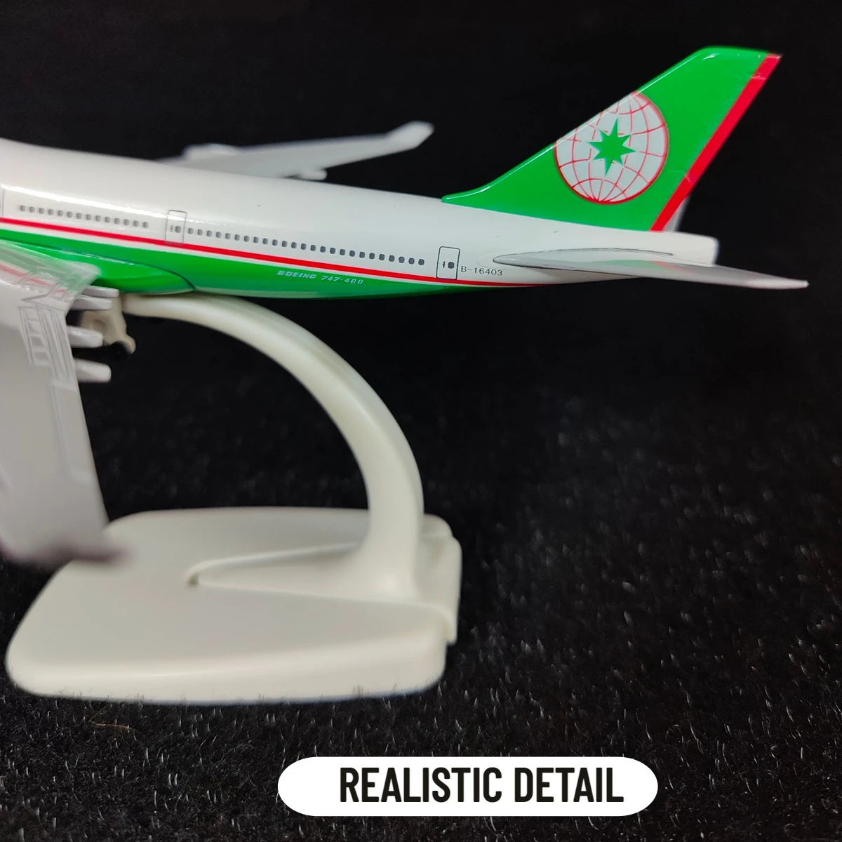 1:250 Metal Aircraft Model Replica EVA Air B747 Airplane Scale Miniature Art Decoration Diecast Aviation Collectible Toy