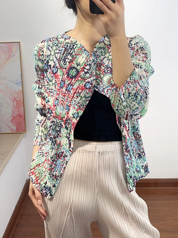 

Женская тонкая куртка-кардиган с геометрическим узором в стиле ретро, свободная эластичная куртка большого размера, 2026, весенне-осенняя женская куртка