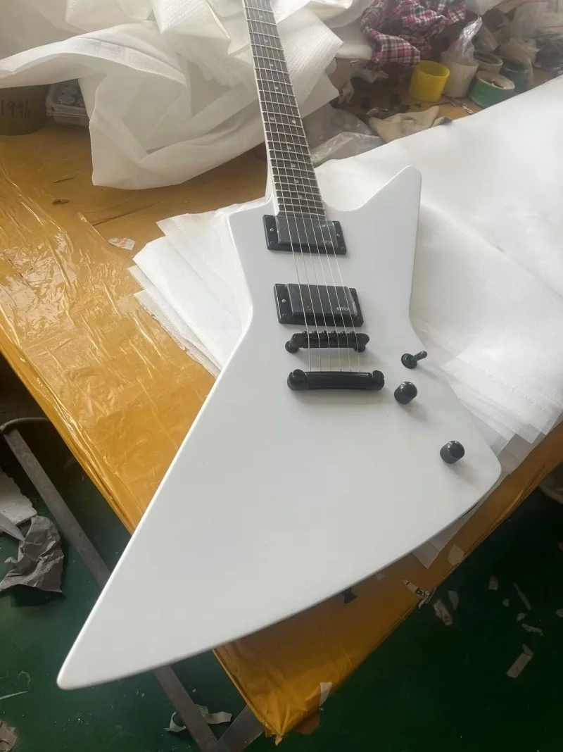 

6-струнная электрогитара White Goose, накладка из палисандра, черная фурнитура, качество из массива дерева, бесплатная доставка