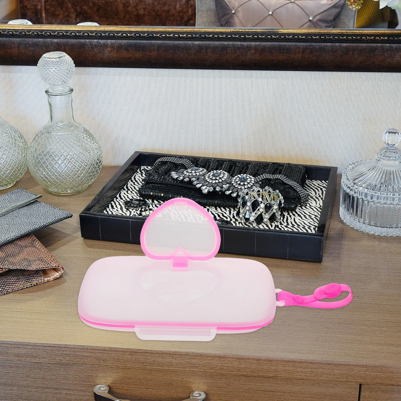 Portable Baby Hand Wipes Dispenser Box Cute Heart Shape Lightweight Refillable Travel Essential Holder for Diaper Bag Car