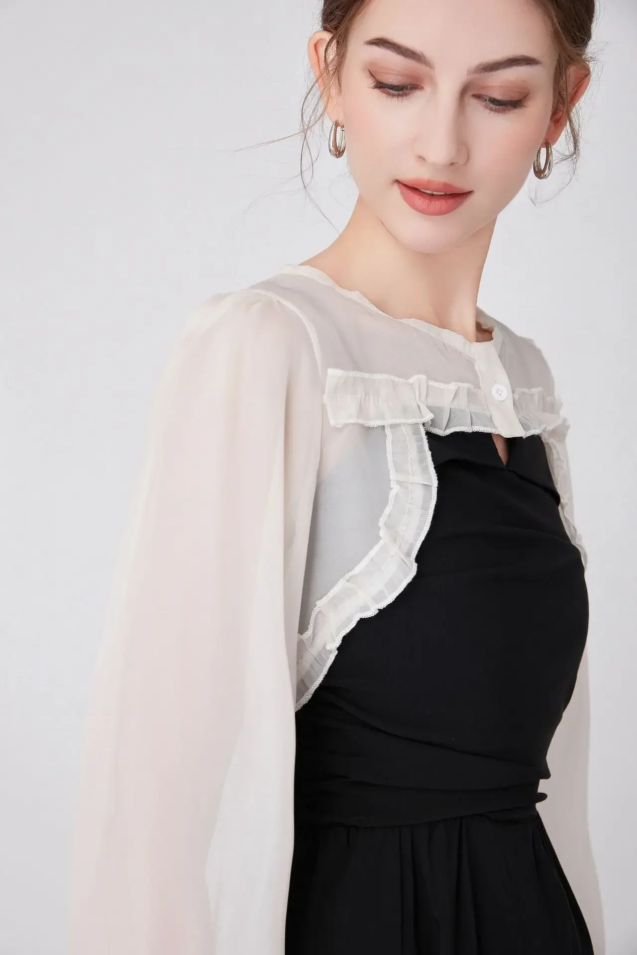 White Long Sleeved Fake Collar Small Cape for Womens Shirt Detachable Collar Detachable Half Shirt Blouse Style False Collar