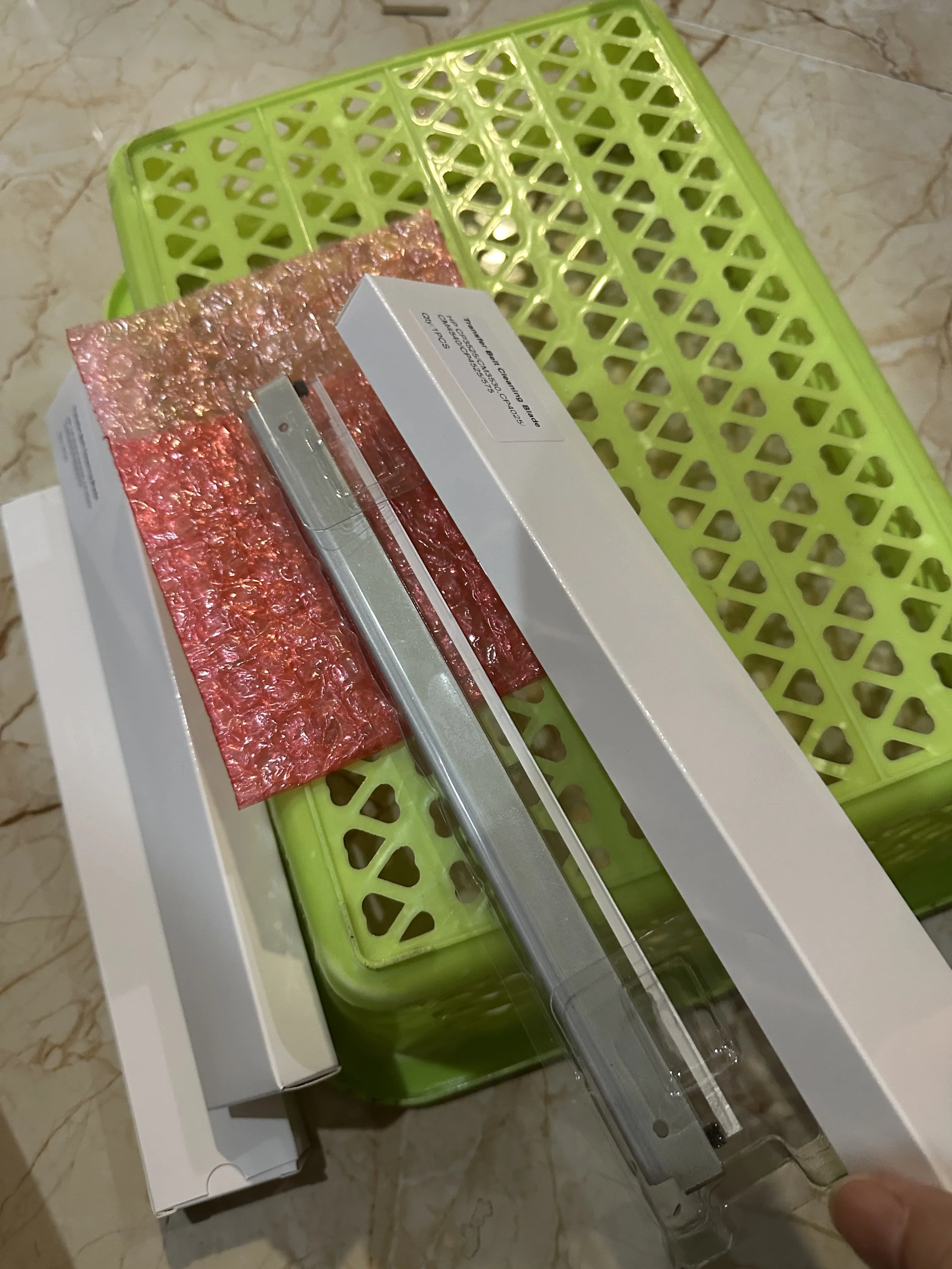 

1X CC468-67907 Лезвие для чистки ремня переноса для HP CM3530 CP3520 CP3525 500 Color M551 M570 M575 CM4540 CP4025 CP4525 M651 M680