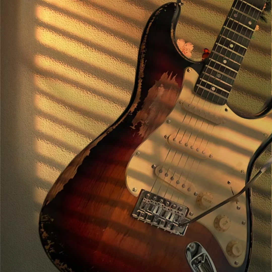 Sunset colored relics electric guitar