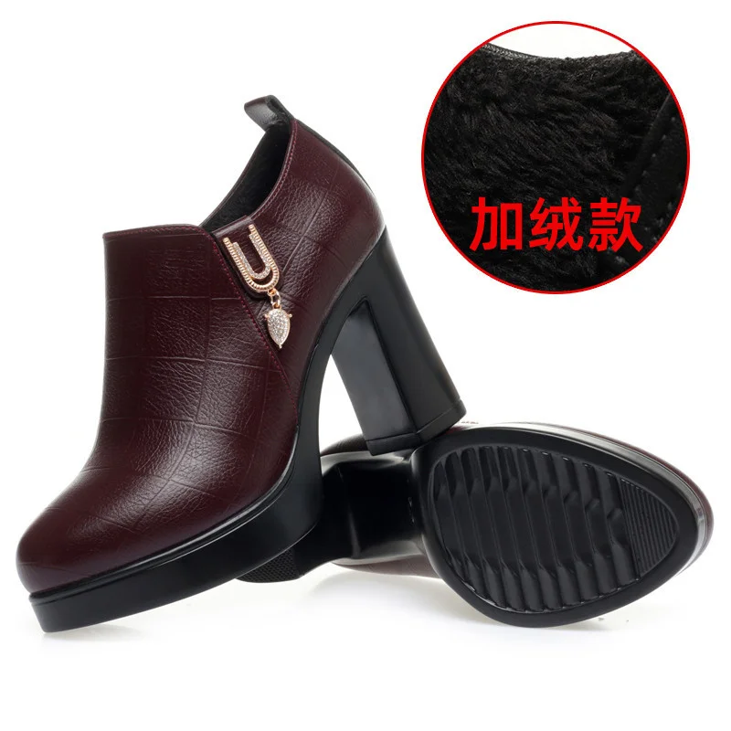 Bequeme tiefe Mund weiches Leder Anti-Rutsch-Schuhe Plattform Frühling Frauen Block schwarz High Heels Büro Mutter Schuhe