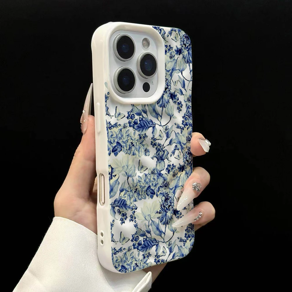 Blau-weiße Porzellan-Kunst-Handyhülle für iPhone 17 16 15 14 13 12 11 Pro Max 14 Plus 17Air Faltenwellen-Soft-Silikonhülle – Detail 8