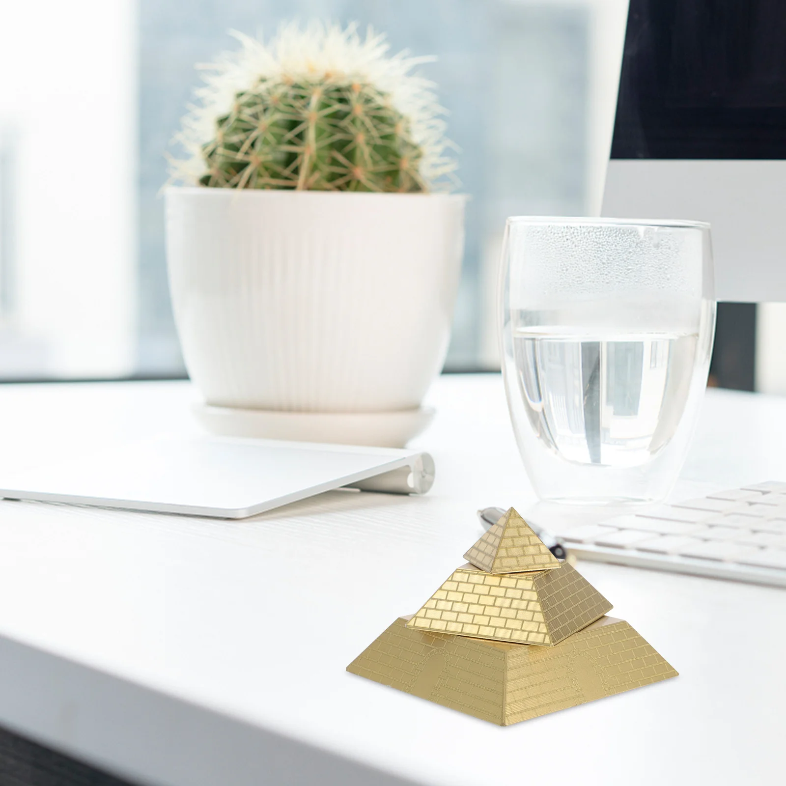 

Brass Pyramid Desk Ornament Rotating Office Paperweight Feng Shui Desktop Decoration Home Office Bookshelf Accent Sculpture
