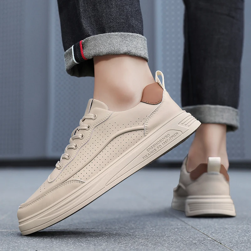 Scarpe da ginnastica bianche casual da uomo Scarpe slip-on Scarpe sportive alla moda leggere e traspiranti Suola spessa, allacciate, scarpe casual