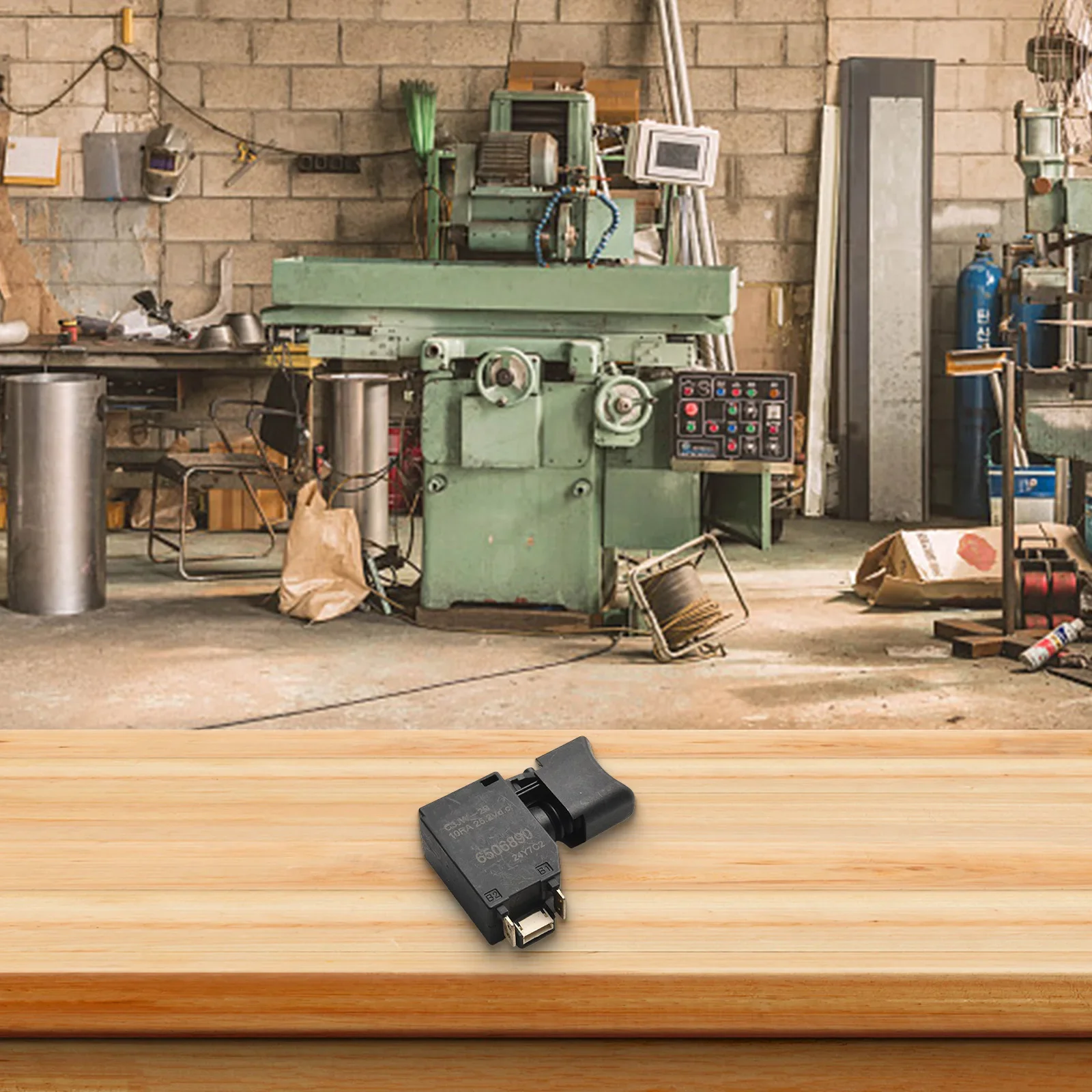 

Номер детали 650689-0 Черный триггерный переключатель, совместимый с DTD153 Триггерный переключатель Замена электроинструмента