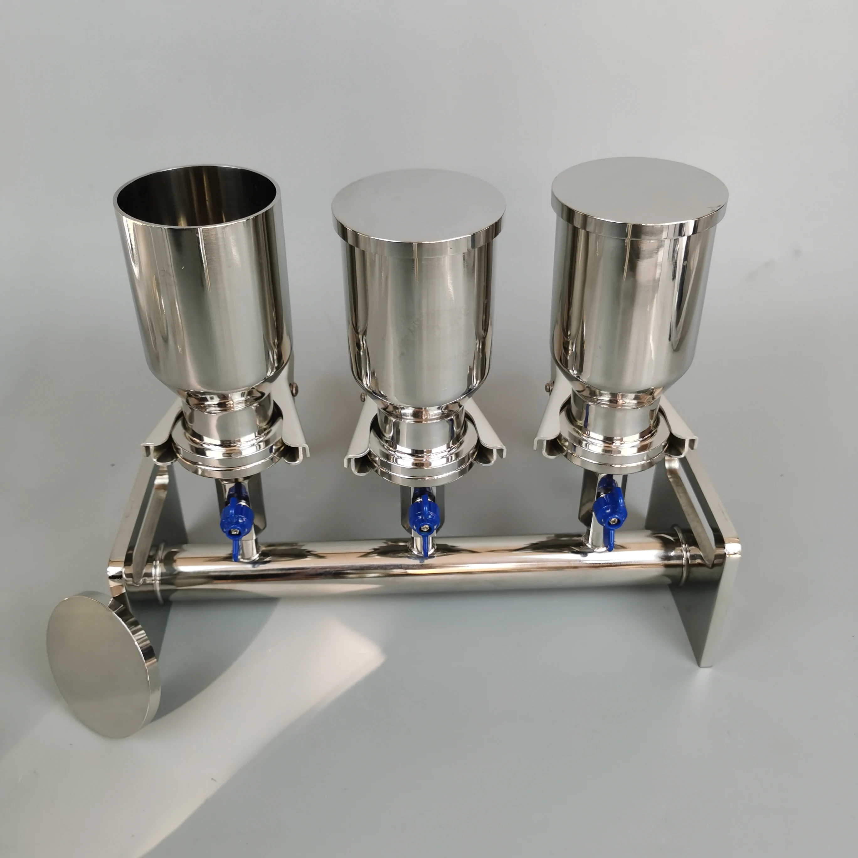 

Laboratory Stainless Steel 304 Filtration Apparatus,250mL,Three Ports,All Parts are made of SUS304