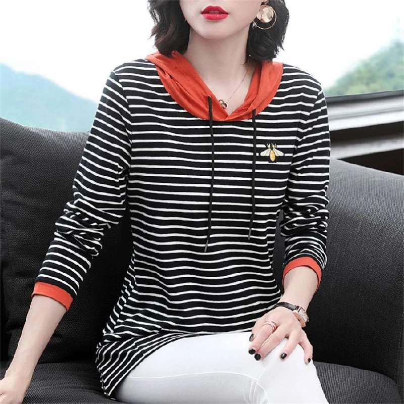 Women Clothing Korean Fashion Striped Patchwork Hoodies Casual Bee Embroidery Long Sleeve Hooded Sweatshirts Loose Pullover Tops