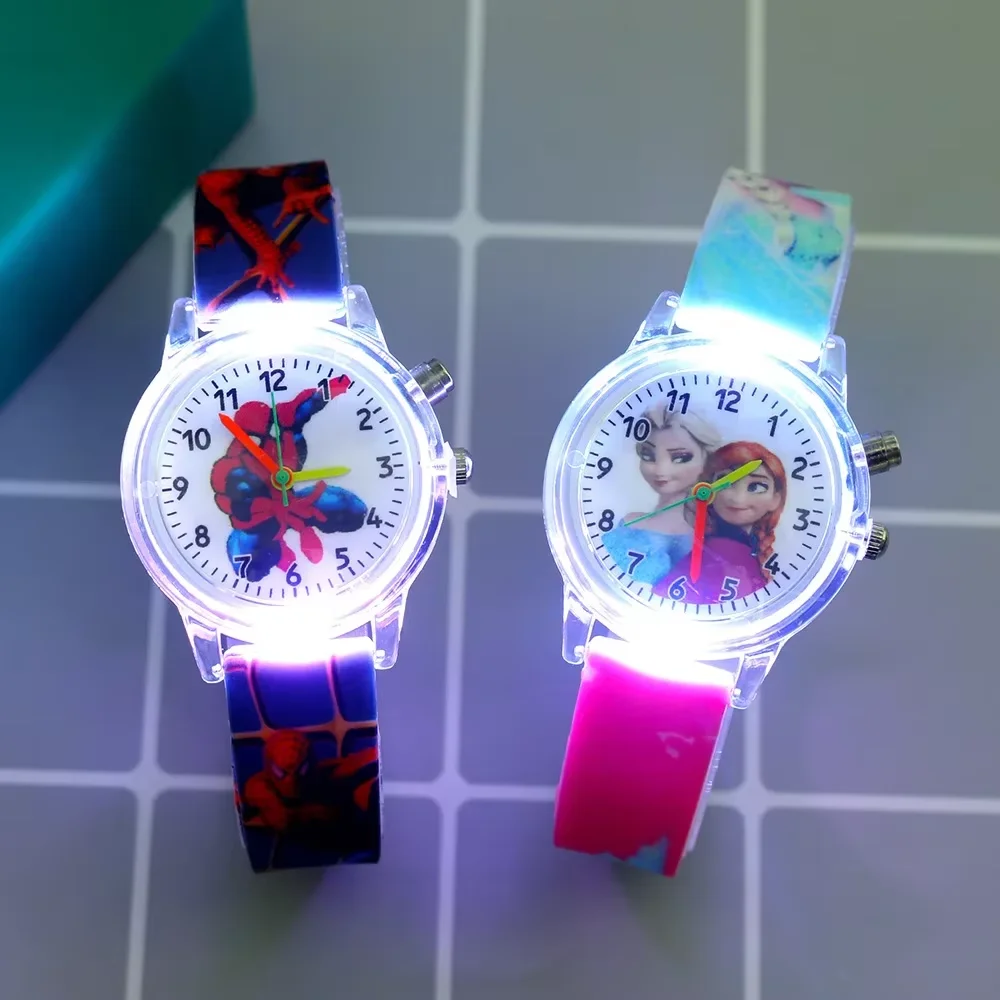 Relógio Infantil do Homem-Aranha para Meninos, Relógio Estudantil com Luz, Relógio Fashion da Princesa Elsa para Meninas, Presente de Férias