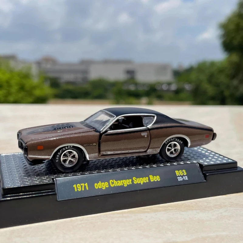 

Diecast 1:64 Scale 1971 Charger Super R63 Alloy Car Model Adult Classic Hobby Colletcion Souvenir Static Display Gift Toy