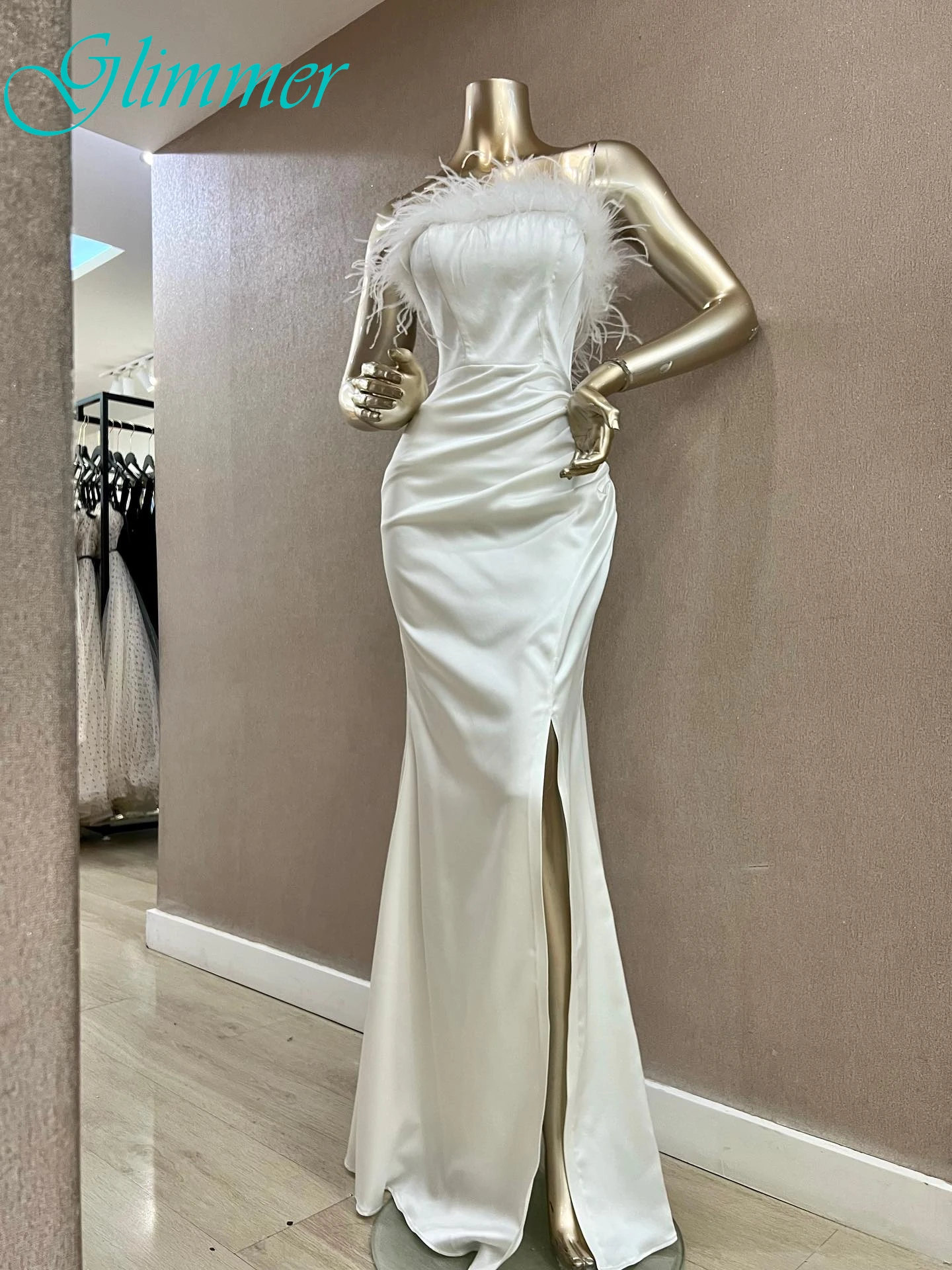

Customized Mermaid Strapless Sleeveless Feathers Elegant Evening Dress Temperament Bespoke Occasion Gowns Delicate Prom Dress