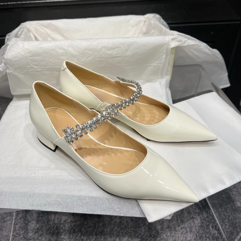 

Women's Mary Jane 2025 New Coarse Heel Fashion Banquet Water Diamond Chain Shallow Mouth Pointed Women's Single Shoes