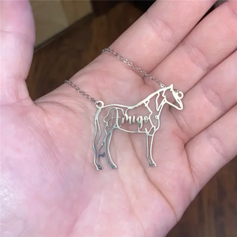 Collier personnalisé avec nom de cheval pour garçons et filles, joli pendentif pour animal de compagnie, jolis bijoux variés, tour de cou avec nom, cadeau d'anniversaire