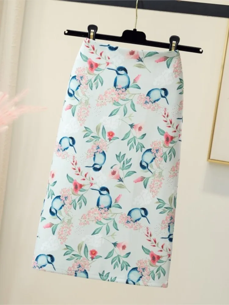 التنانير الجديدة للنساء الربيع الصيف خمر زهرة طباعة Bodycon تنّورة مجسّمة سليم ميدي مثير حقيبة أنيقة الورك ضمادة التنانير القصيرة