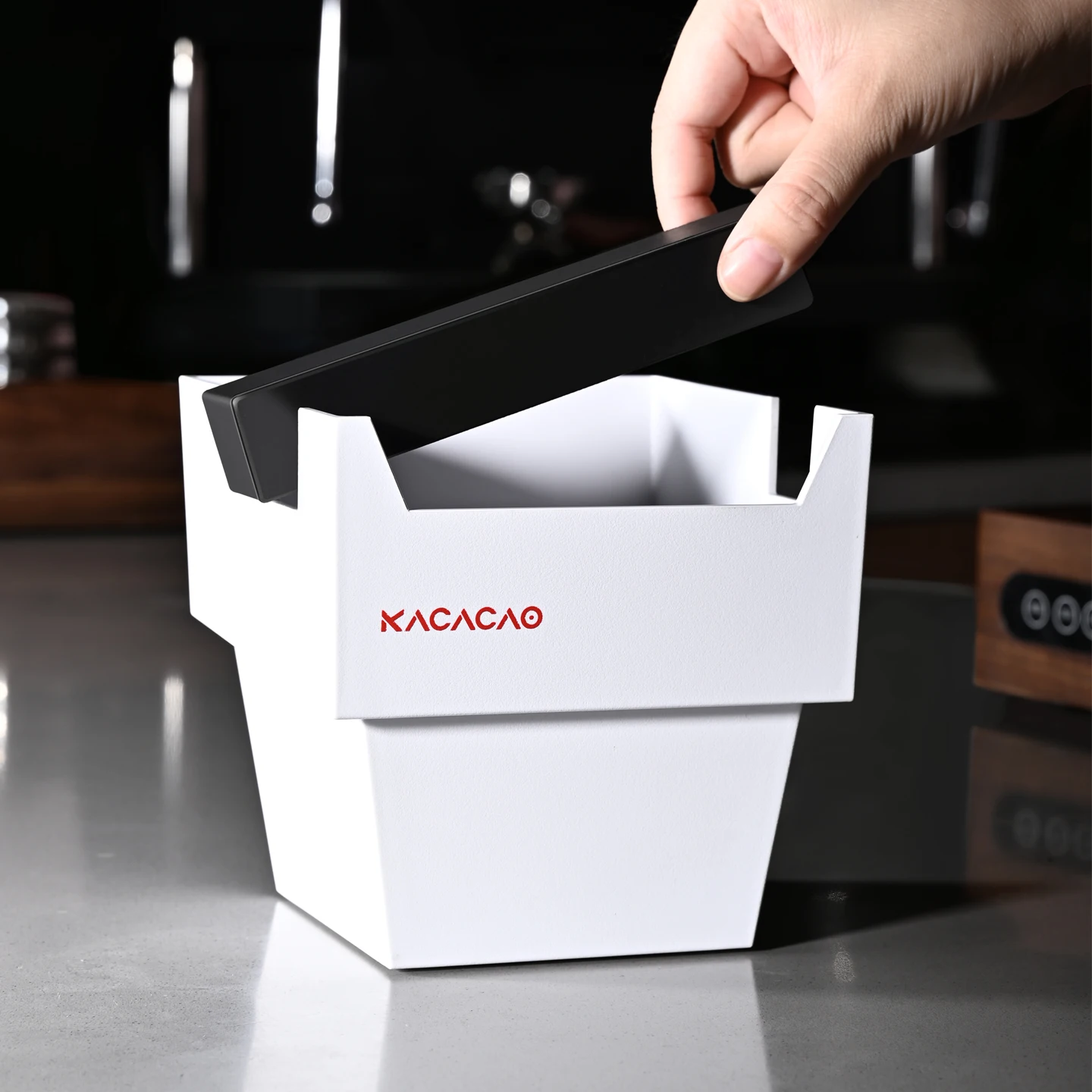 KACACAO Classic Style ABS Knock Box Barista Tool Enhanced Better Non-slip Manipulation  Black Espresso Coffee Grounds Organizer