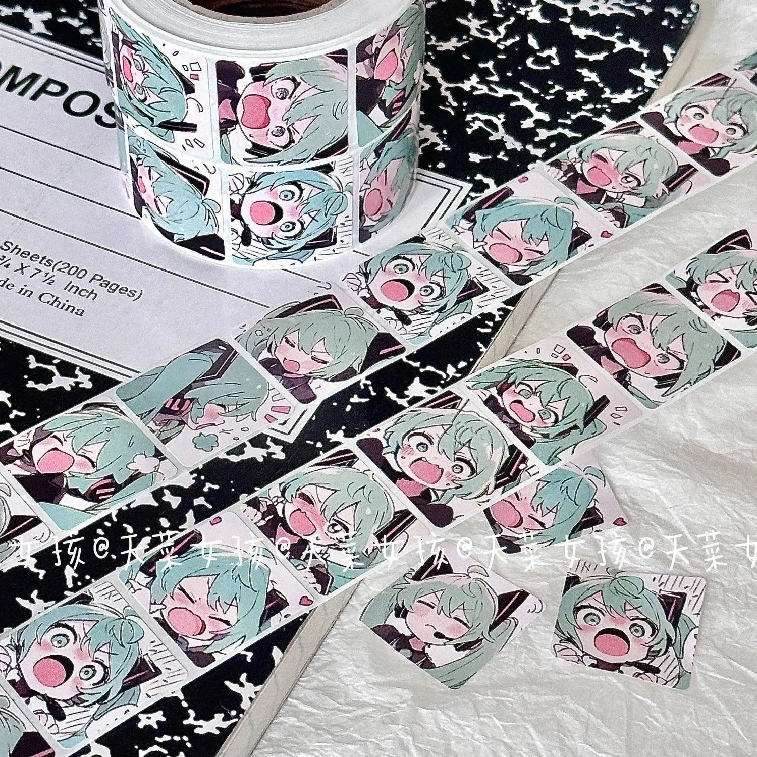 Classic cartoon anime Hatsune Miku roll stickers handbook material tape decorative stickers cute girl heart Hatsune