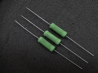 

High power resistor 5W 0.33Ω 0.33R 0.33ohm 0.33ohm 5% volume 8*24