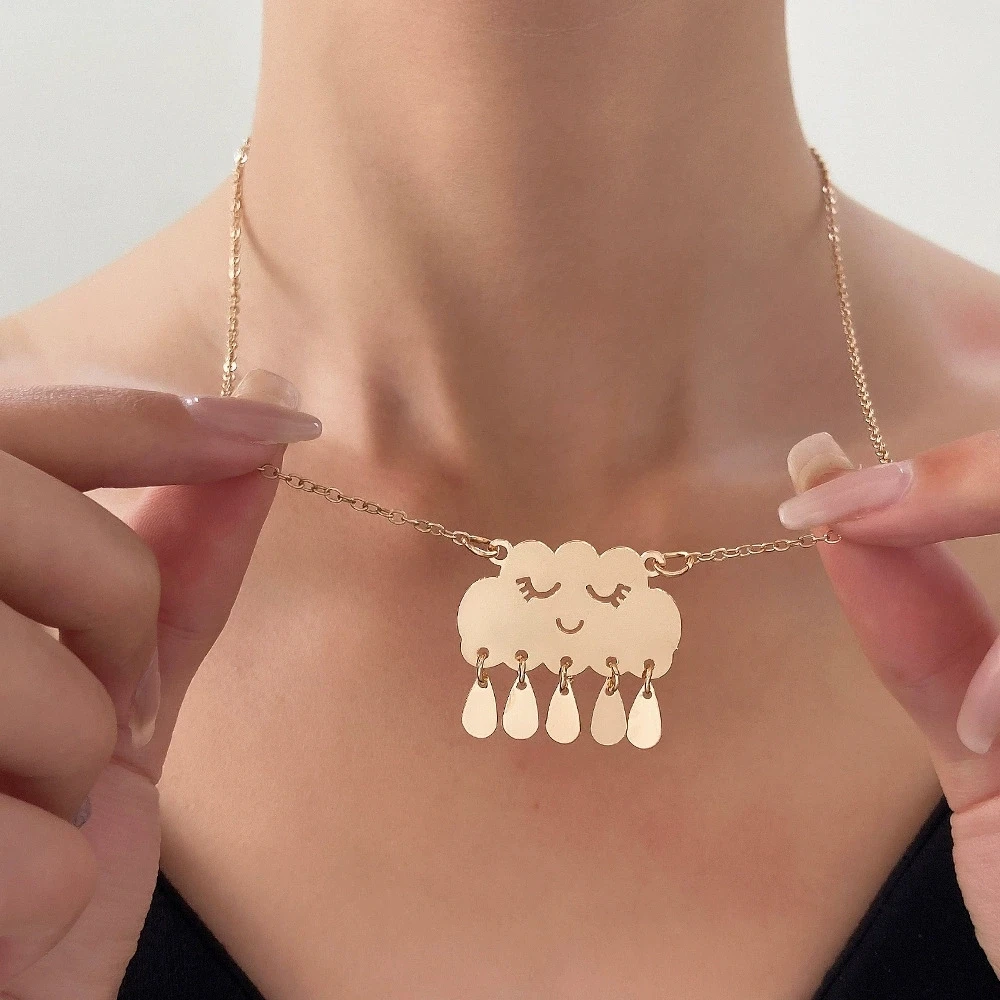 Creative cloud raindrop necklace personalized design expression cloud raindrop sequin pendant collarbone chain
