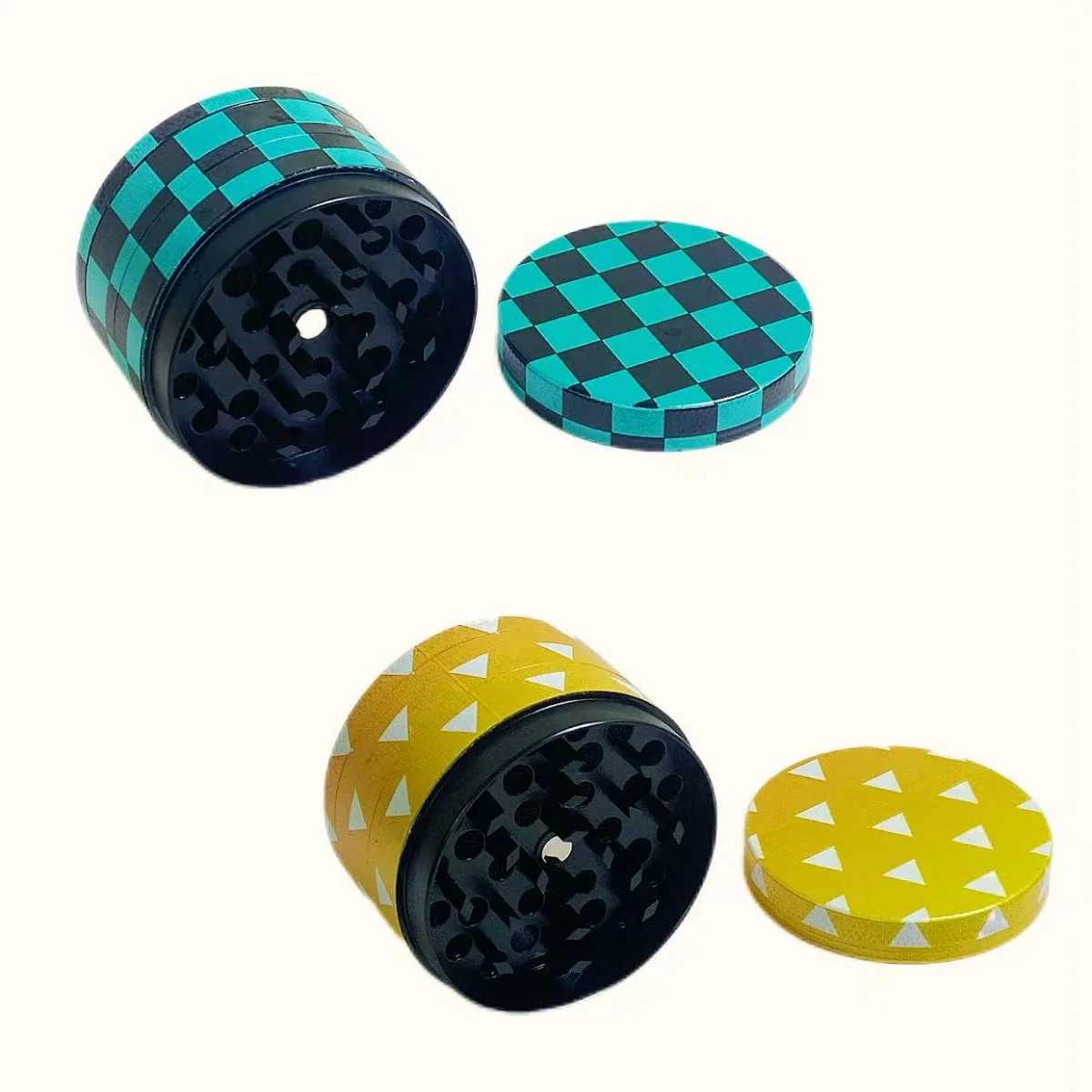 

2 Inch 5cm 4 Layer Demon Slayer Grinder Zinc Alloy Herb Grinder Pollen Catcher Magnetic Closure Manual Tool Gift