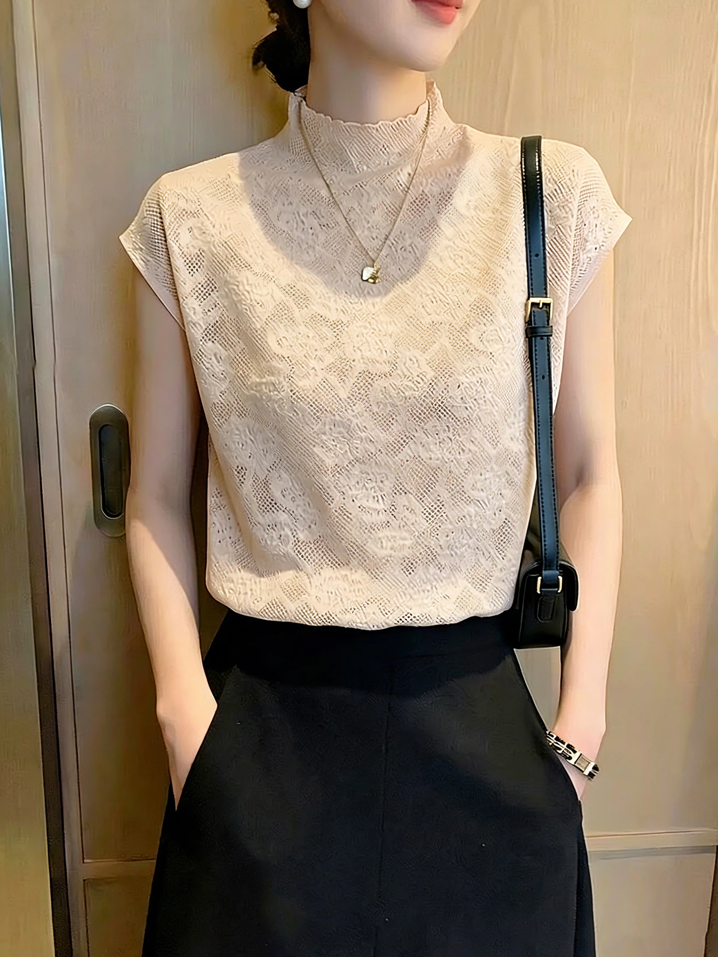 

Trendy Casual Short Sleeve Knitted Top Women's Overhead Summer Design Sense New Style Half High Collar Korean Version Silk Blend