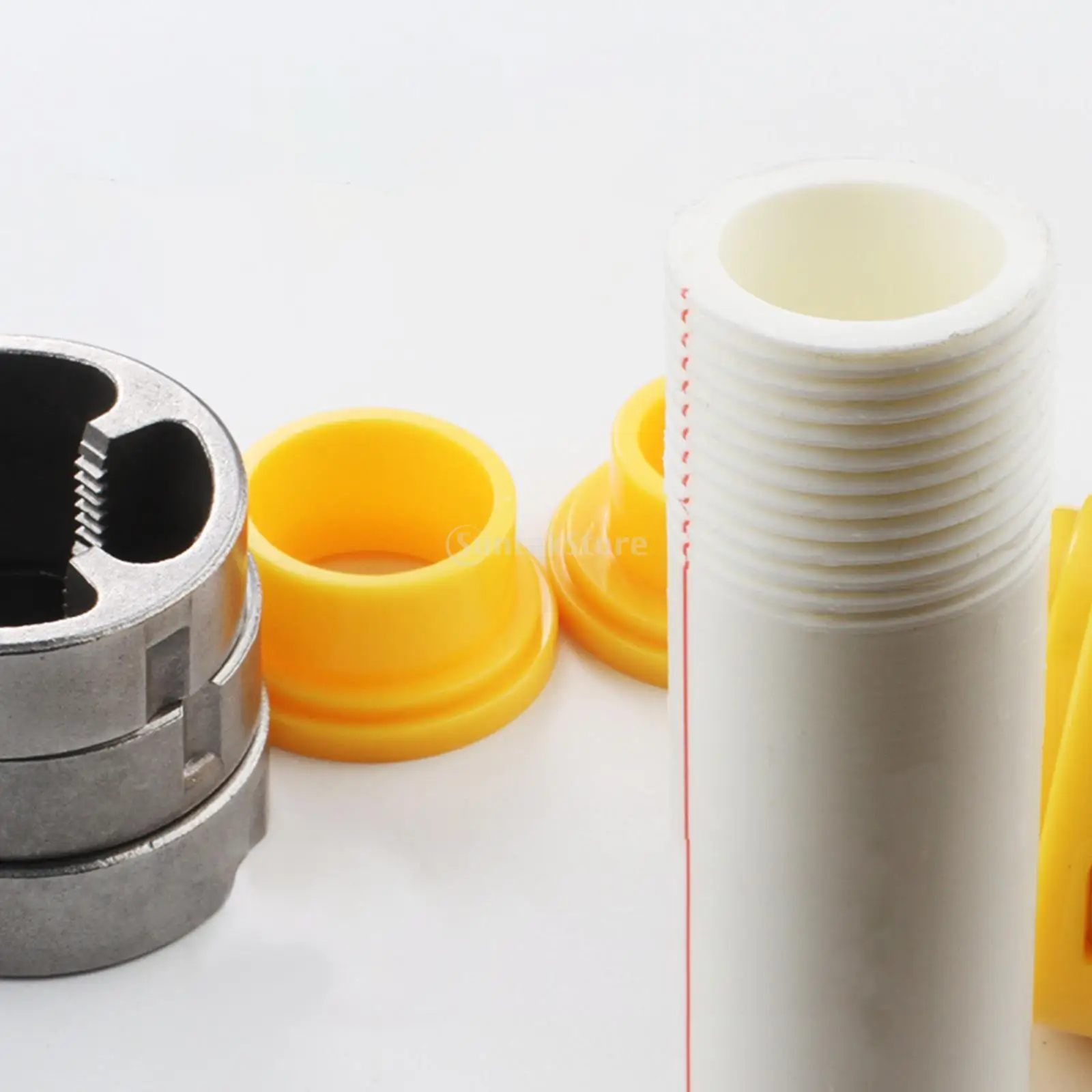 PVC Pipe Threader Kit Threading Device Garage Premium with Inner Thread Opener Buckle Design with 1/2 inch 3/4 inch 1 inch Dies