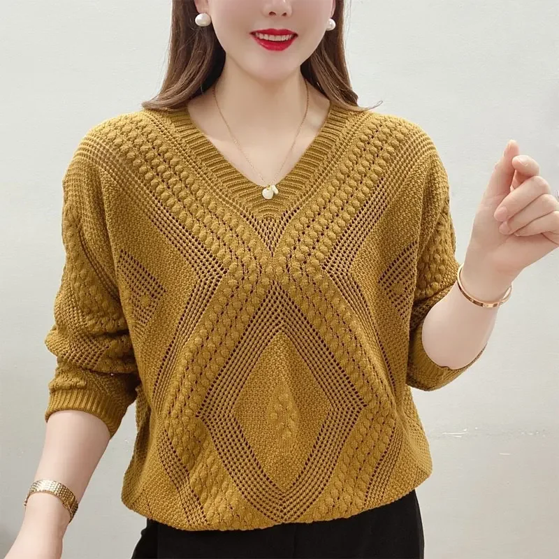 

Women's Clothing Vintage V-Neck Jumpers Spring Summer Chic Hollow Out Spliced Casual Loose 3/4 Sleeve Knitted Sweaters N869