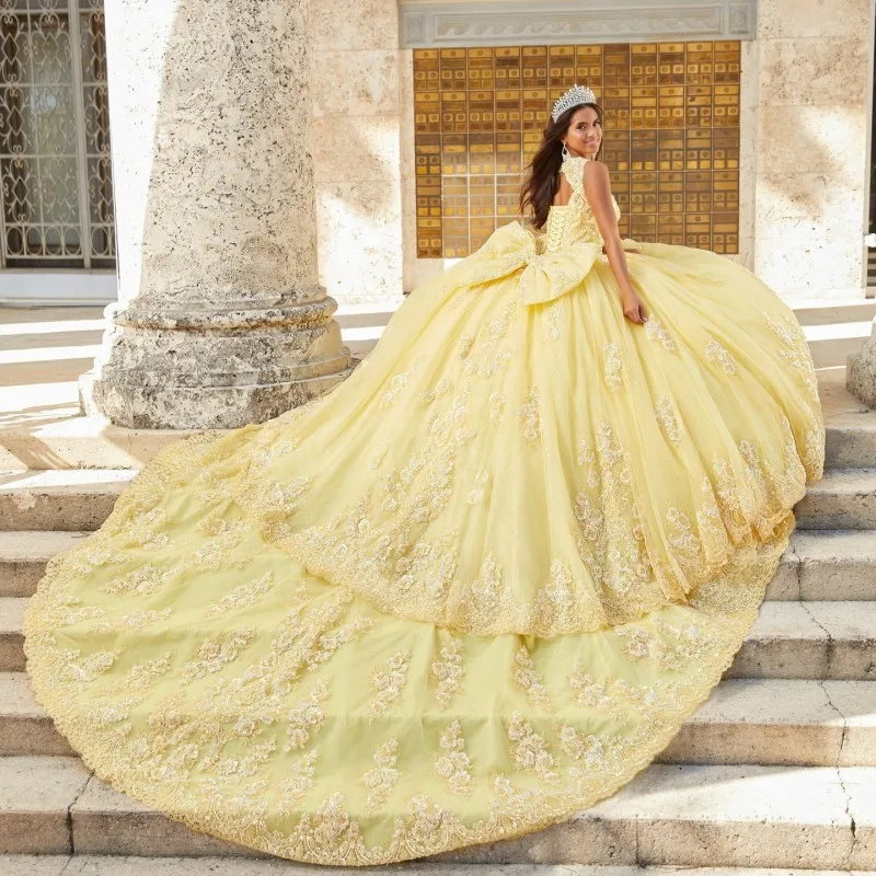 

Yellow O-Neck Quinceanera Dresses Ball Gown Sleeveless Beading Floral Appliques Lace Handmade Flowers Sweet 15 Party Wear