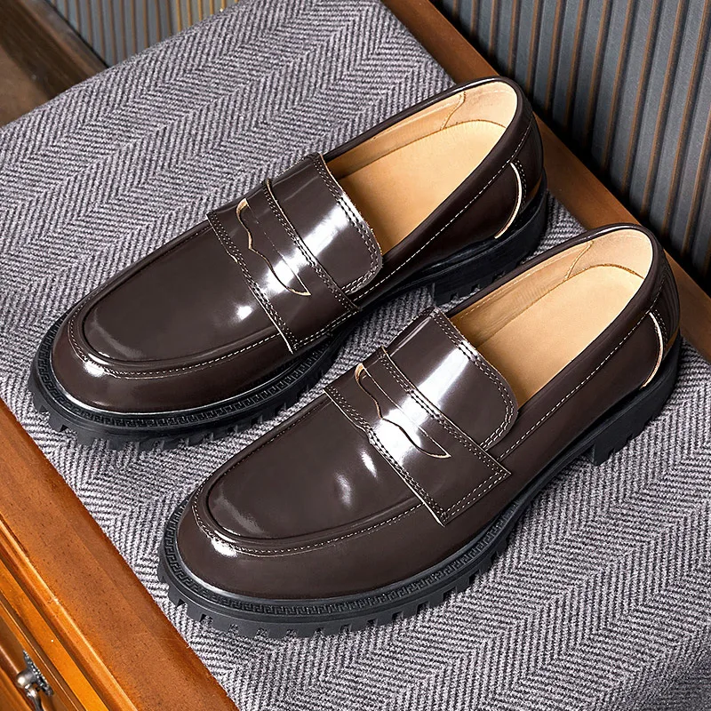 2023 Spring Autumn Genuine Leather  Dress Shoes Men Casual Loafers Men Luxury Slip-On High Quality  British Retro Men Shoes